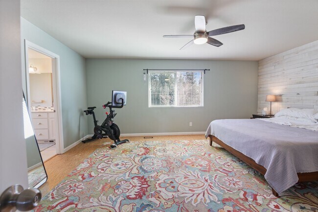 Building Photo - MOVE IN READY NOW! Meridian Campus home available! Beautiful 4 bedrooms 2.5 baths. Easy JBLM comm...