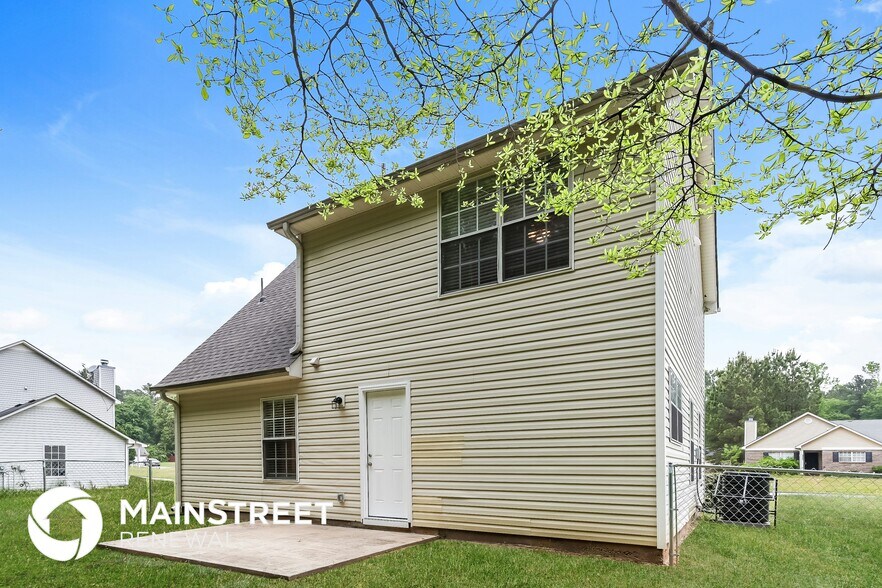 Building Photo - 5485 Denny Dr