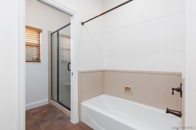 Building Photo - 32153 Cerrada del Coyote