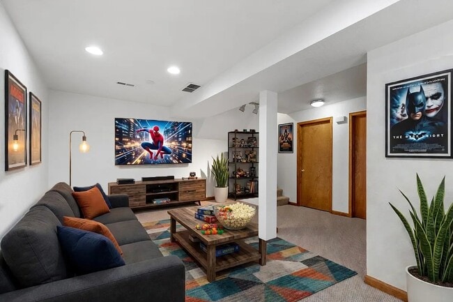 Building Photo - 2567 E 124th Pl