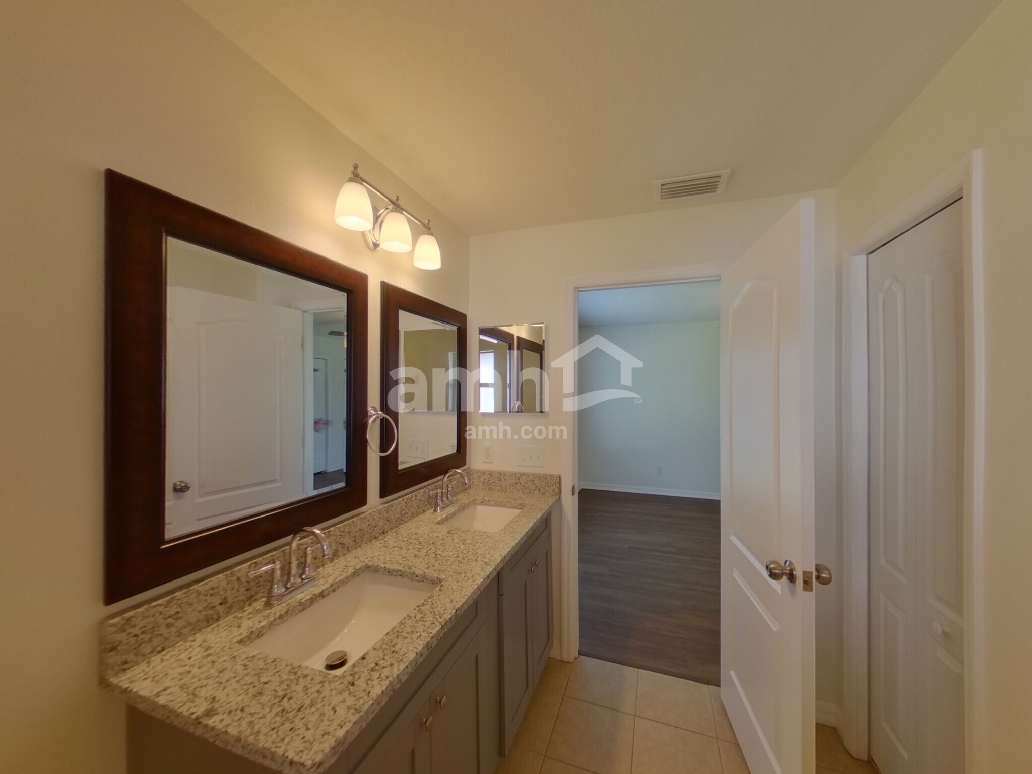 Building Photo - 14231 Gnatcatcher Terrace