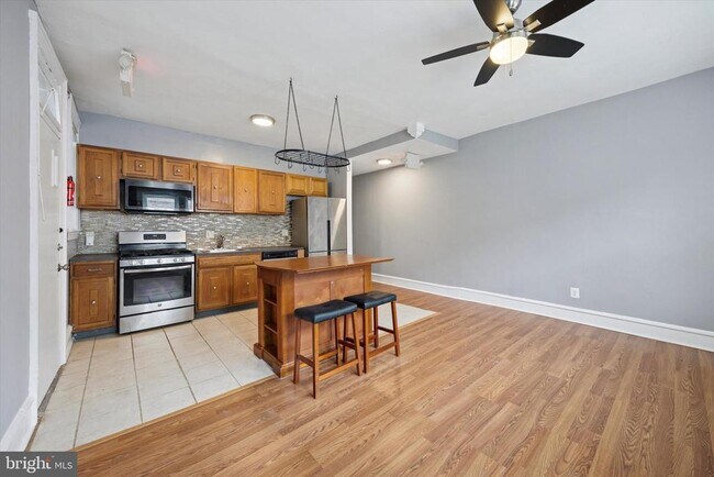 Building Photo - 5235 Wissahickon Ave