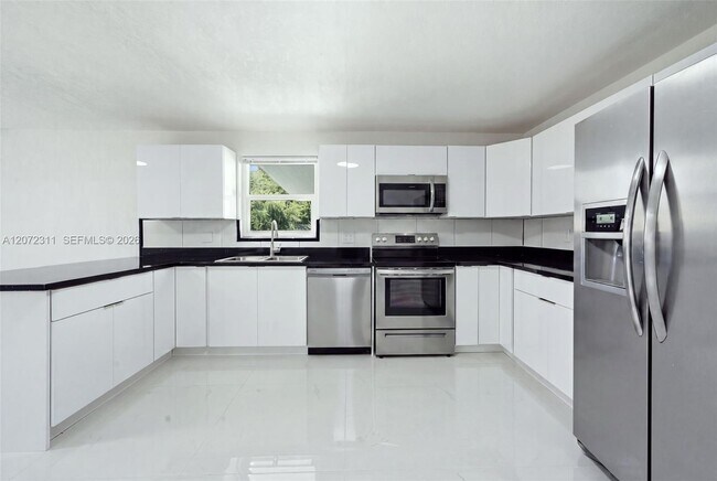 Building Photo - 399 NW 98th St