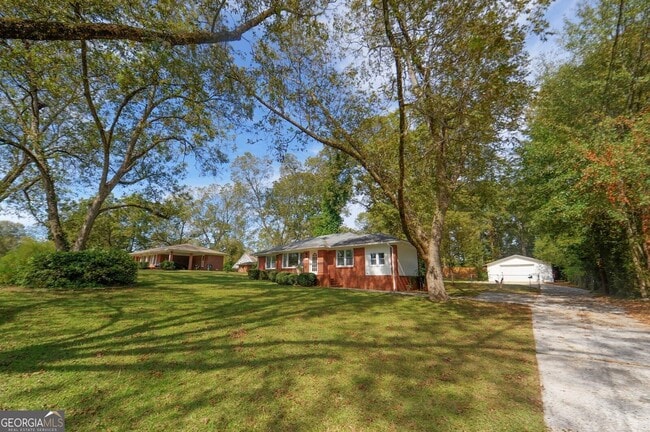 Building Photo - 370 Georgia Ave