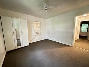 Building Photo - 6306 Flamingo Dr