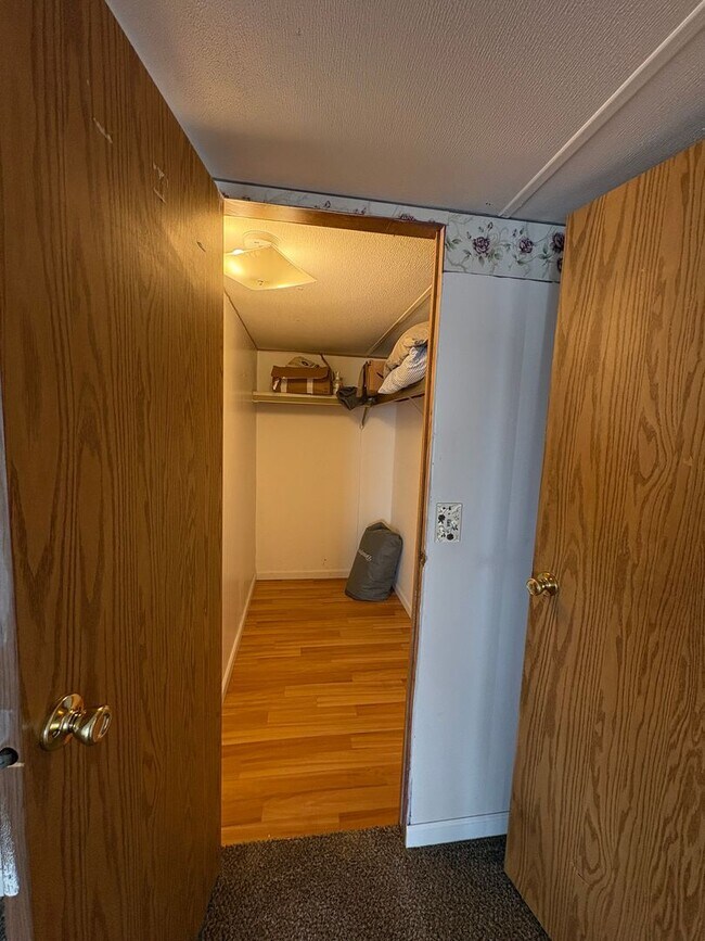 Building Photo - 3 bed 2 bath Home for Rent in Ephrata