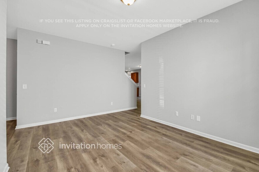 Building Photo - 16207 Long Talon Way