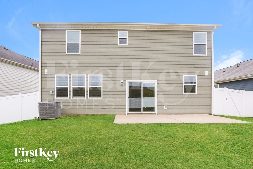 Building Photo - 5013 Dunsford Dr