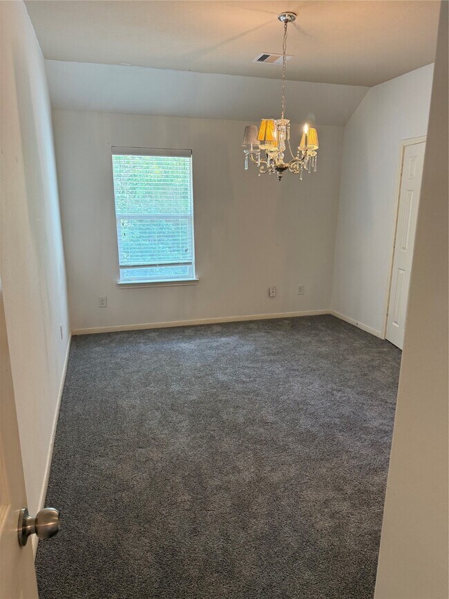 Building Photo - 30606 Woodson Trace Dr