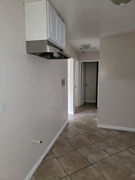 Building Photo - 13103 Kornblum Ave.