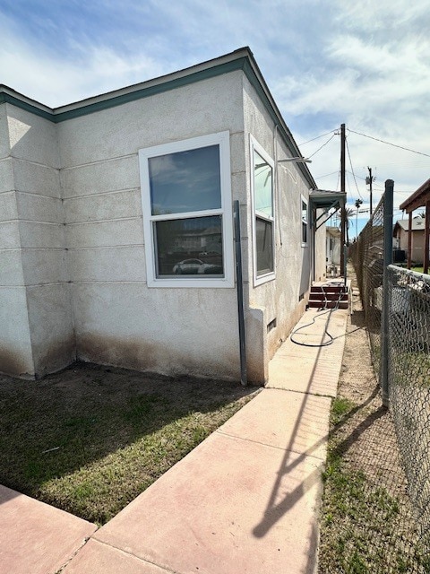 Building Photo - 547 W Olive Ave