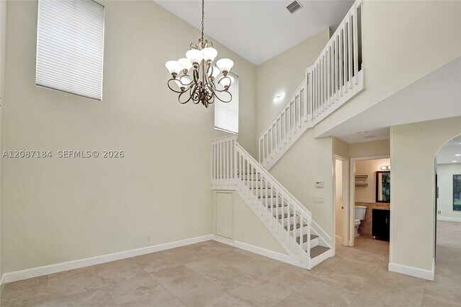 Building Photo - 949 Jade Ct
