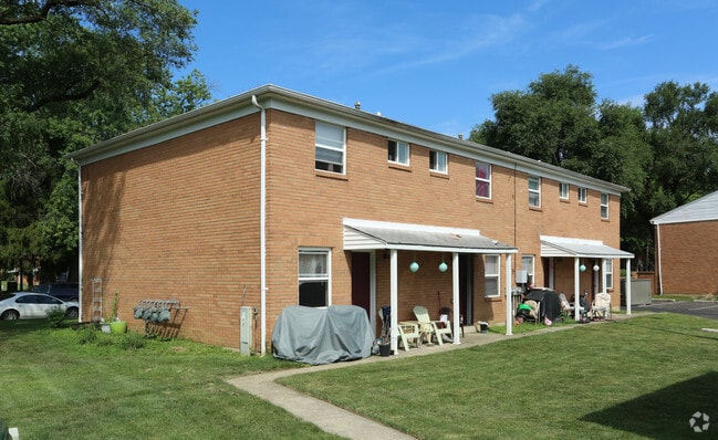 Colonial Village Columbus, OH Apartment Finder