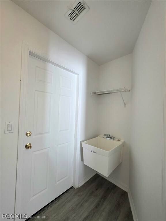 Building Photo - 2228 SE 19th Ave