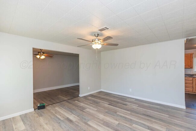 Building Photo - 3617 SE 31st Ave