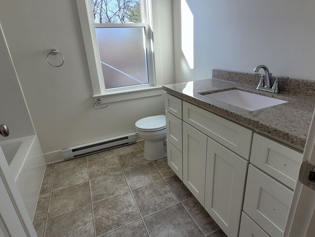 Building Photo - 3 bedroom Conestoga Valley School District