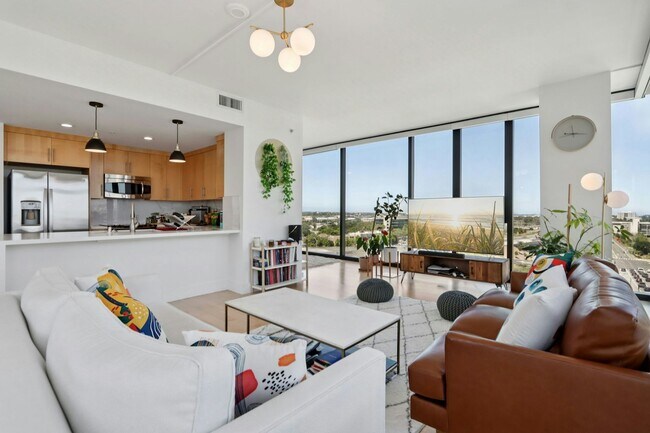 Building Photo - 38 N Almaden Blvd