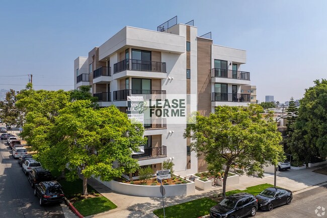 Building Photo - 8867 Alcott St