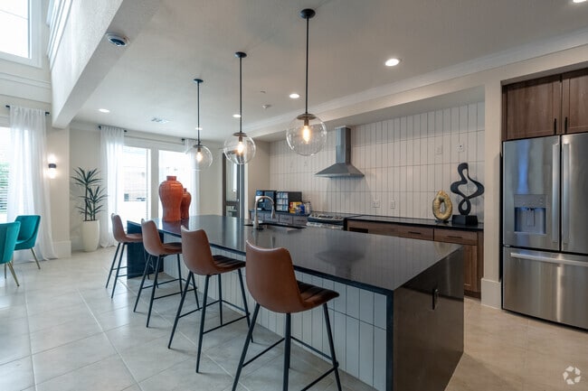 Clubroom - Campanile on Minimax