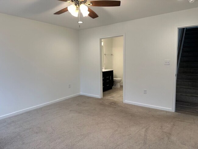 Building Photo - 67 Long Bnd Dr