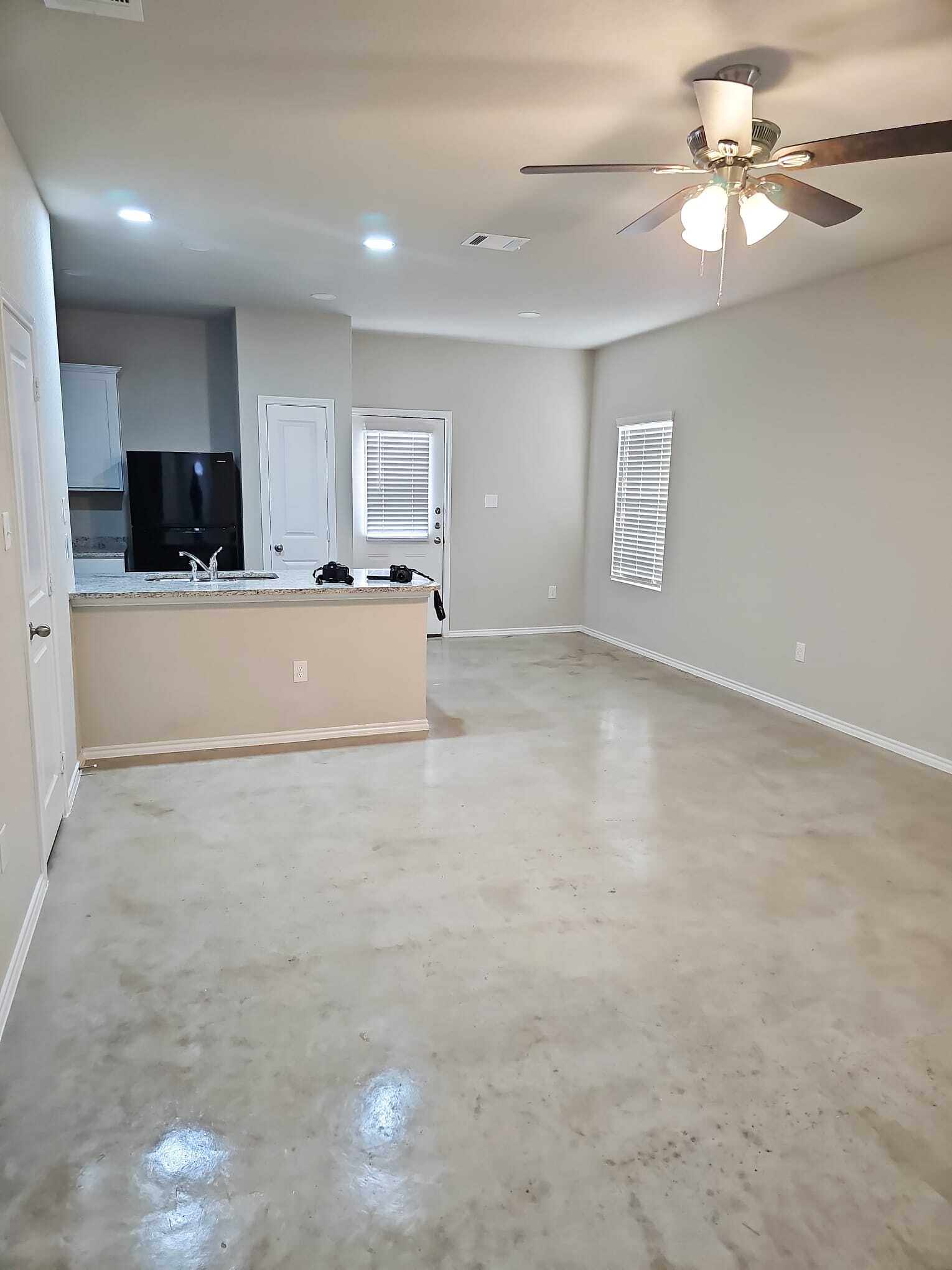 Building Photo - 7239 Converse Ridge Ln