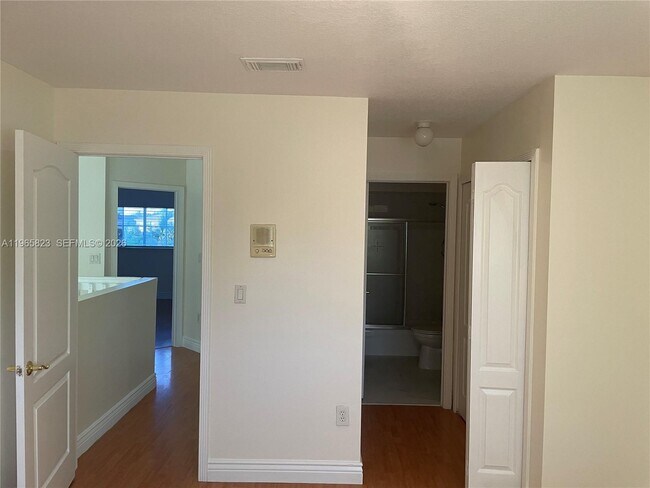 Building Photo - 12885 SW 49th Ct