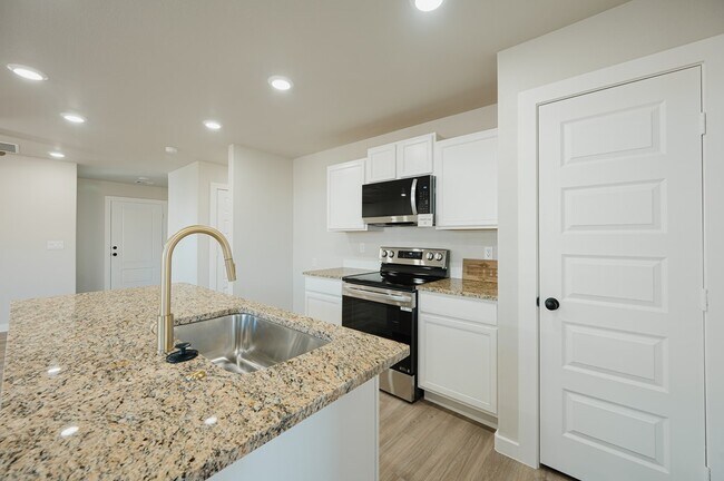 Building Photo - 409 Prairie Dog Dr