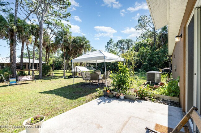 Building Photo - 711 Darlington Ave SW