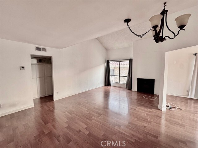 Building Photo - 225 N Rose St