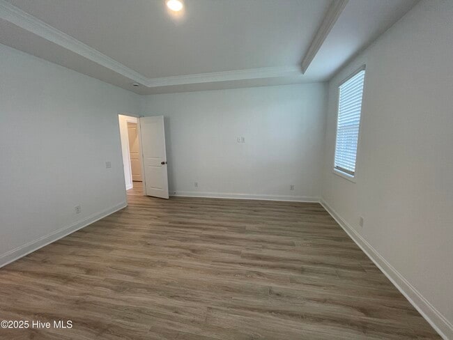 Building Photo - 637 Watauga Ln
