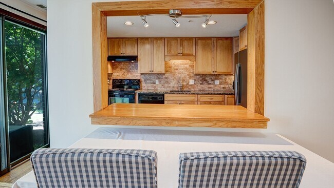 Building Photo - 236 Brown Bear Crossing