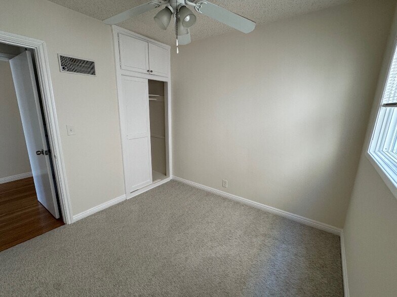 Building Photo - 2508 Highland Ave