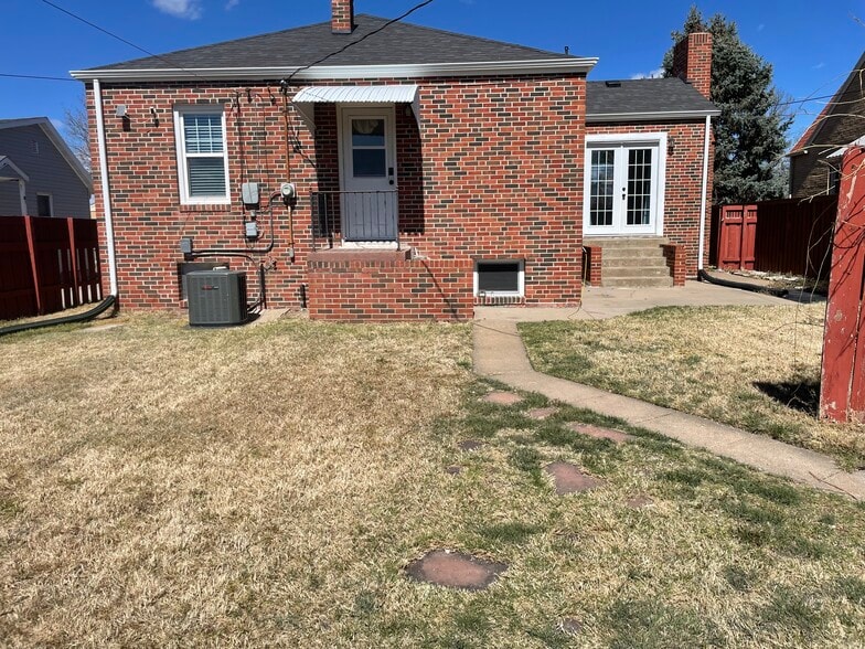 backyard - 108 W 17th St