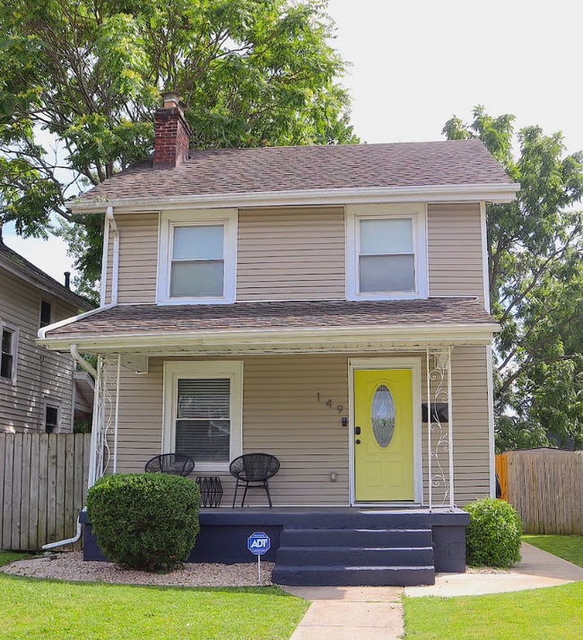 Building Photo - 149 E Welch Ave