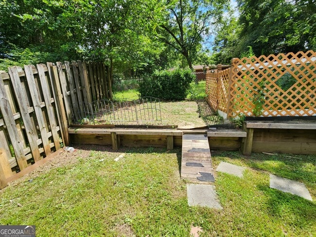 Building Photo - 5752 Olivia Ln