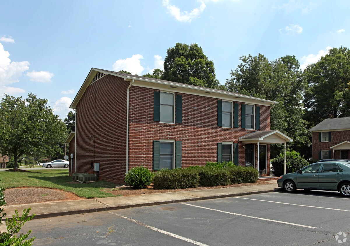 Abbey Court Apartments Belmont Nc Apartment Finder