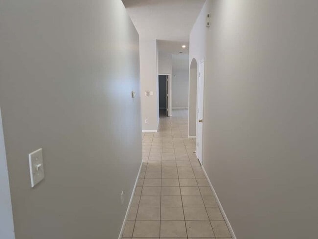 Building Photo - 21015 Hidden Bridle Ct