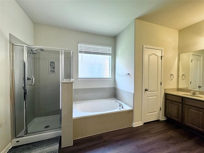 Building Photo - 4126 Green Vista Pl