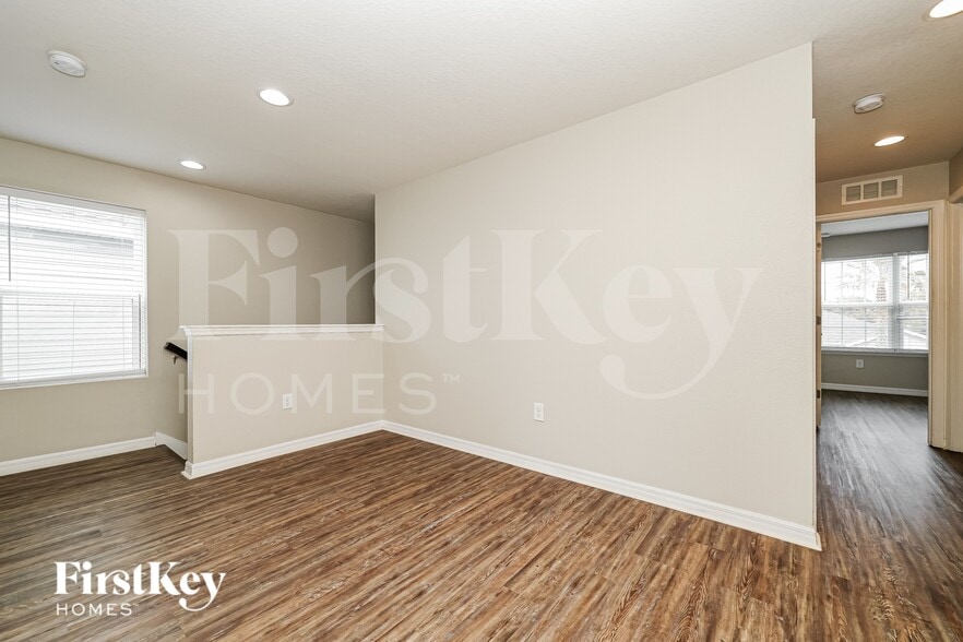 Building Photo - 12221 Blue Pacific Dr