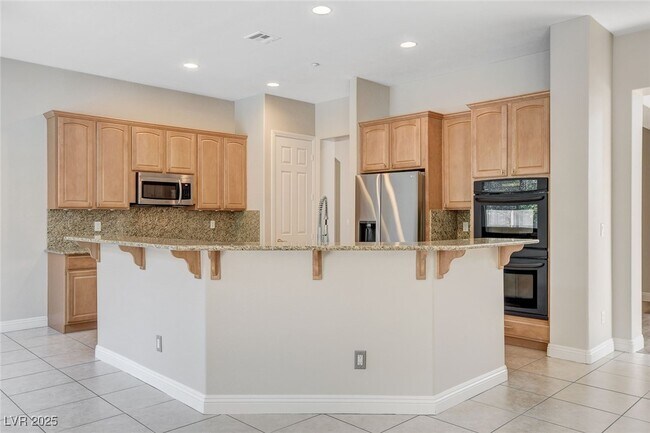 Building Photo - 2411 Winter Cliffs St