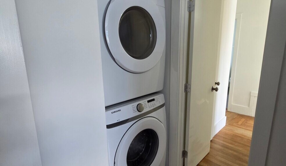 Building Photo - 2720 College Ave