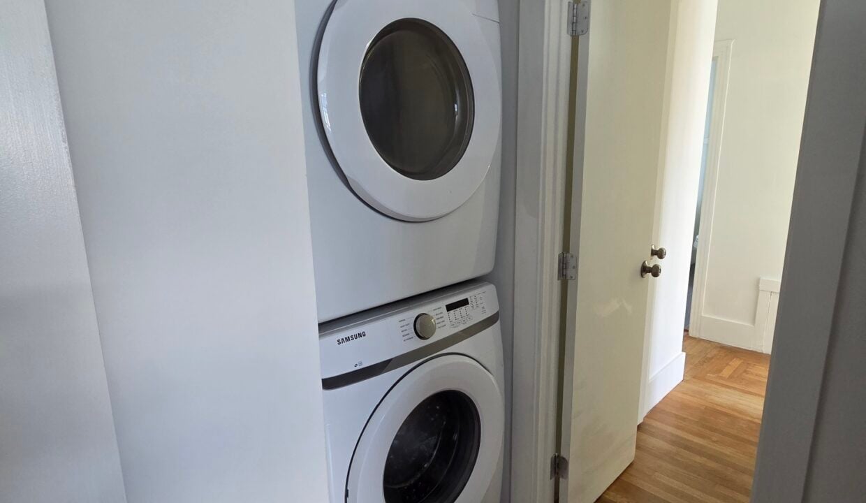 Building Photo - 2720 College Ave