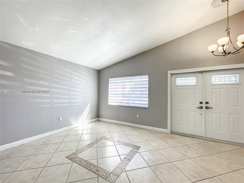Primary Photo - 6952 W 25th Ct