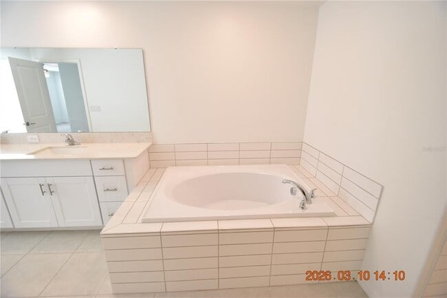 Building Photo - 6252 Shiner St