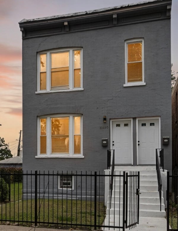 Building Photo - 6660 S Michigan Ave