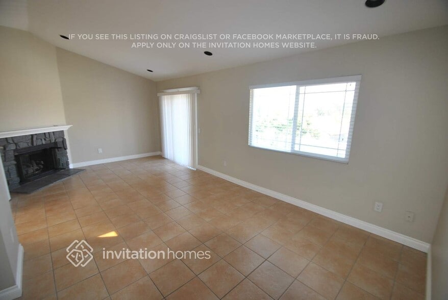 Building Photo - 14772 Long View Dr