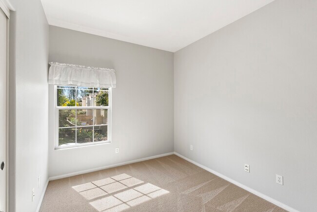 Building Photo - 11958 Miro Cir