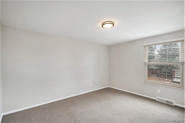 Building Photo - 8345 E Hinsdale Ave