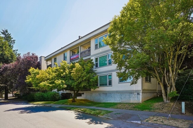 Building Photo - 2152 N 112th St