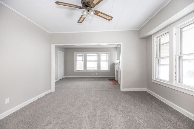 Building Photo - 8505 Garfield Blvd